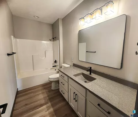 Bath - 441 E Center Ave, Salem, SD 57058 photo 3 of 3