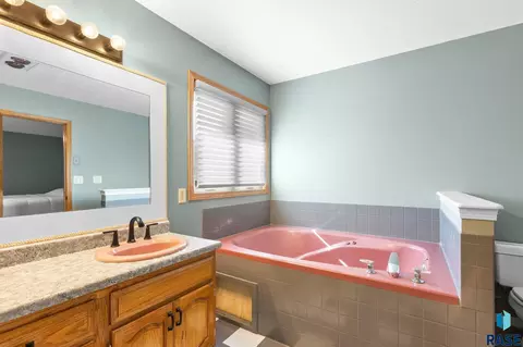 2905 E 33rd St, Sioux Falls, SD 57103 photo 38