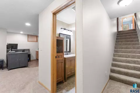 2905 E 33rd St, Sioux Falls, SD 57103 photo 48