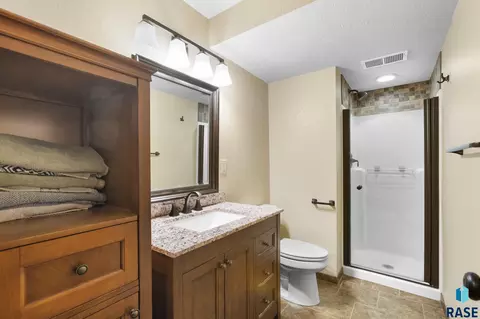 2905 E 33rd St, Sioux Falls, SD 57103 photo 49