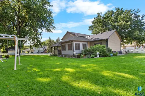 2905 E 33rd St, Sioux Falls, SD 57103 photo 61