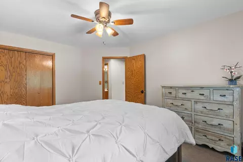 2905 E 33rd St, Sioux Falls, SD 57103 photo 46