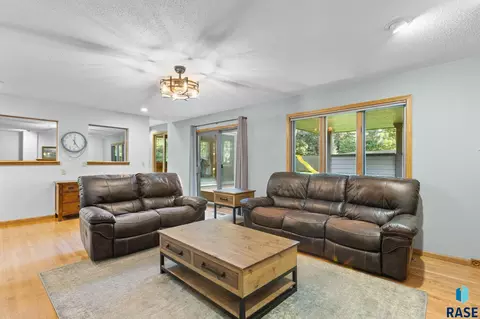2905 E 33rd St, Sioux Falls, SD 57103 photo 22