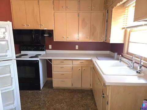 2010 W 33rd Street St, Sioux Falls, SD 57105 photo 14