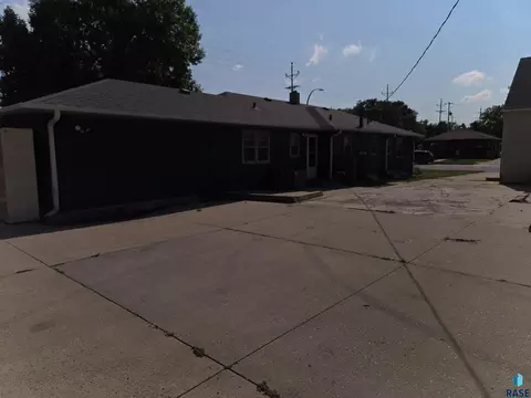2010 W 33rd Street St, Sioux Falls, SD 57105 photo 20