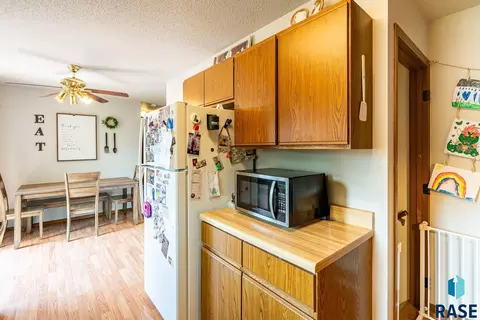205 E 5th St, Dell Rapids, SD 57022 photo 21