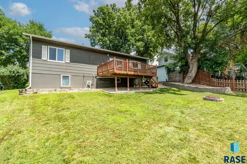 205 E 5th St, Dell Rapids, SD 57022 photo 33