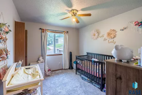 205 E 5th St, Dell Rapids, SD 57022 photo 9