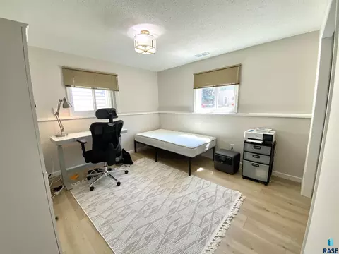 4016 E 23rd St, Sioux Falls, SD 57103 photo 15
