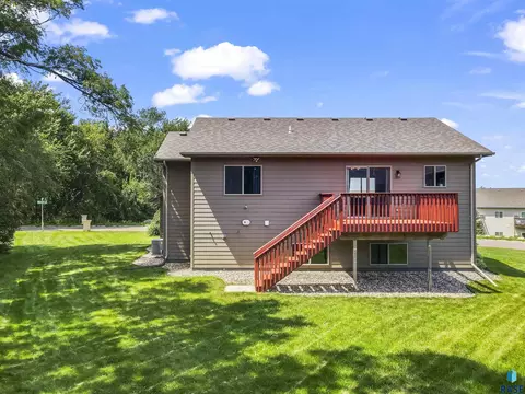 1601 E Tracy Ln, Sioux Falls, SD 57103 photo 25