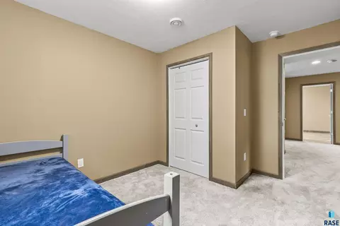 1601 E Tracy Ln, Sioux Falls, SD 57103 photo 23