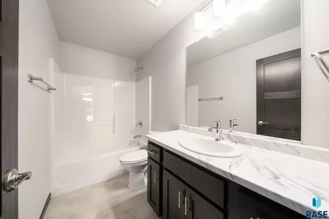 6745 W Viola Ct, Sioux Falls, SD 57107 photo 25