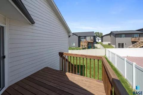 6745 W Viola Ct, Sioux Falls, SD 57107 photo 31