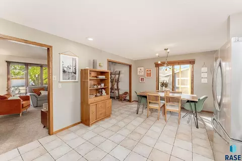 2305 E Harriet Lea, Sioux Falls, SD 57103 photo 7