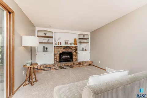 2305 E Harriet Lea, Sioux Falls, SD 57103 photo 20