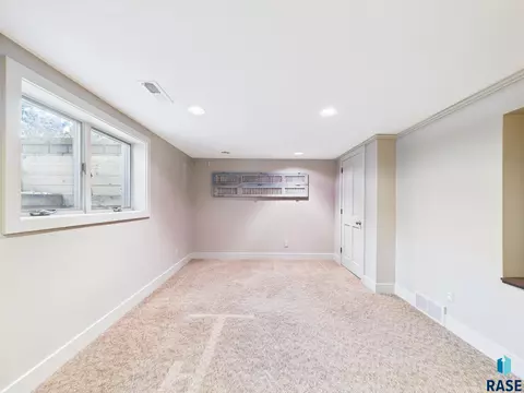 1004 E Tomar Rd, Sioux Falls, SD 57105 photo 36
