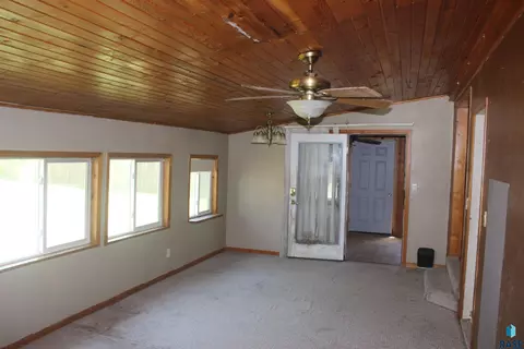 304 E Main St, Woonsocket, SD 57385 photo 12