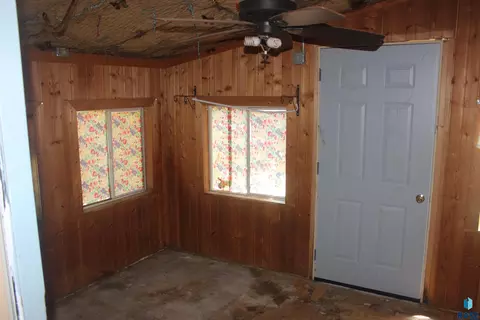 304 E Main St, Woonsocket, SD 57385 photo 13