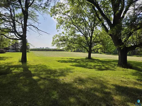 Ellis Rd, Sioux Falls, SD 57107 photo 15