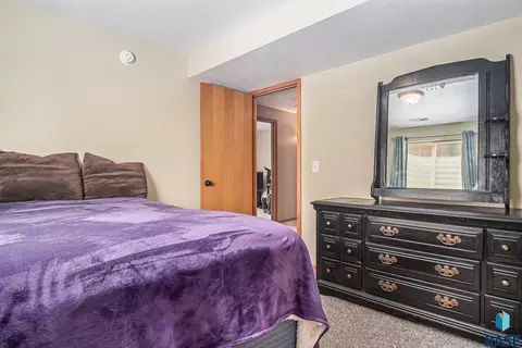 5109 S Carrick Ave, Sioux Falls, SD 57106 photo 19