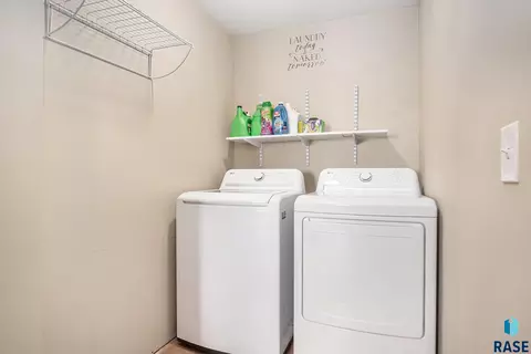 5109 S Carrick Ave, Sioux Falls, SD 57106 photo 23