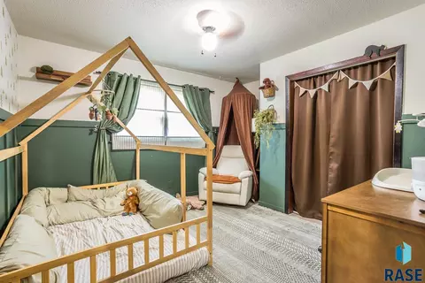 705 S Stephen Ave, Sioux Falls, SD 57103 photo 8