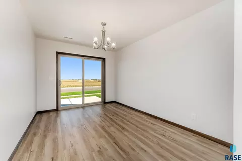 6138 S Bison Pl, Sioux Falls, SD 57108 photo 10