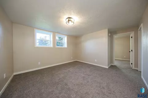 2009 E Madison St, Sioux Falls, SD 57103 photo 15