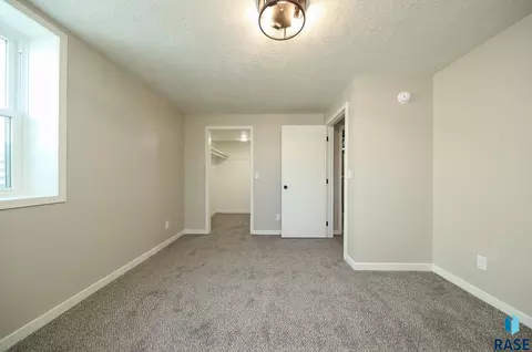 2009 E Madison St, Sioux Falls, SD 57103 photo 13