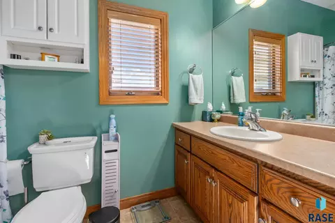 6019 Sunset Blvd, Madison, SD 57042 photo 28