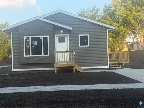 309 N Willow Ave, Sioux Falls, SD 57104