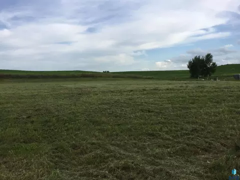 13 Edgewater Dr, Gary, SD 57237 photo 4