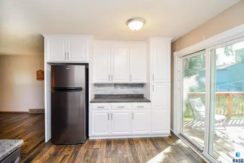 2005 E Tracy Ln, Sioux Falls, SD 57103 photo 12