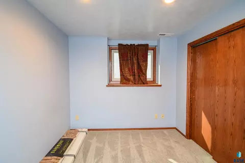 2005 E Tracy Ln, Sioux Falls, SD 57103 photo 27