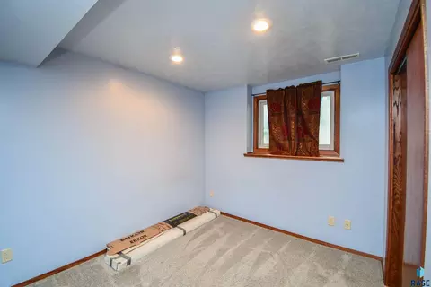 2005 E Tracy Ln, Sioux Falls, SD 57103 photo 25