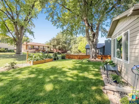501 E Lotta St, Sioux Falls, SD 57105 photo 29