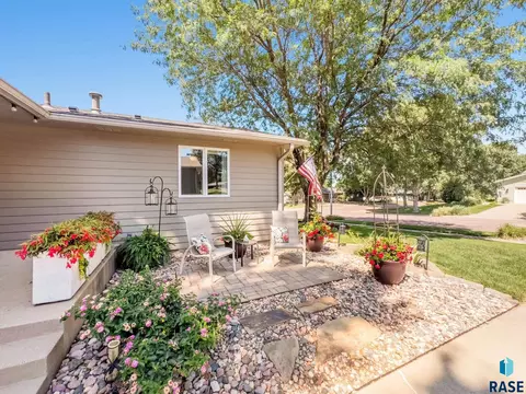 501 E Lotta St, Sioux Falls, SD 57105 photo 33