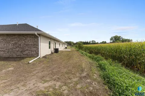 Exterior - 963 Thomas Dr, Centerville, SD 57014 photo 6 of 8
