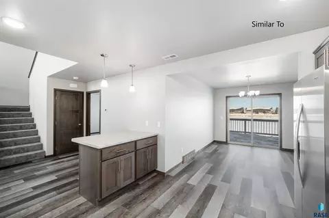 6130 S Bison Pl, Sioux Falls, SD 57108 photo 9