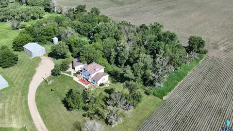 28437 462nd Ave, Davis, SD 57021 photo 3