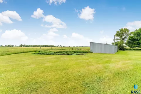 28437 462nd Ave, Davis, SD 57021 photo 8