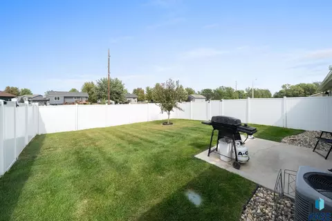 6702 W Gresford Pl, Sioux Falls, SD 57106 photo 19