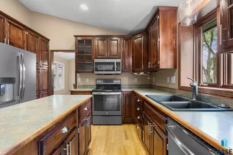 3808 E Marson Dr, Sioux Falls, SD 57103 photo 13