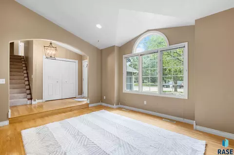 3808 E Marson Dr, Sioux Falls, SD 57103 photo 6