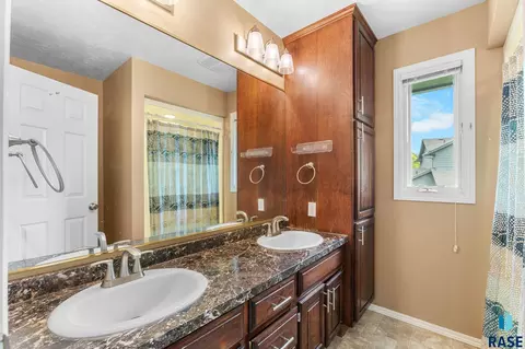 3808 E Marson Dr, Sioux Falls, SD 57103 photo 33