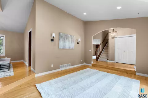 3808 E Marson Dr, Sioux Falls, SD 57103 photo 7