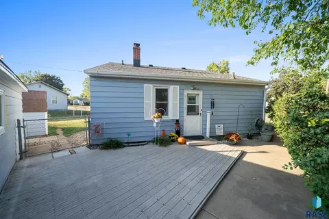 2115 E Austin St, Sioux Falls, SD 57103 photo 3