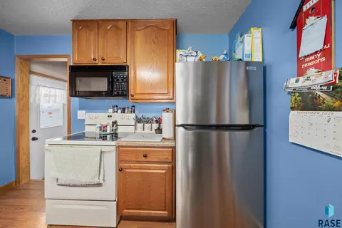 2115 E Austin St, Sioux Falls, SD 57103 photo 12