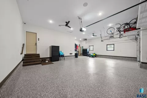 6723 E 45th St, Sioux Falls, SD 57110 photo 38