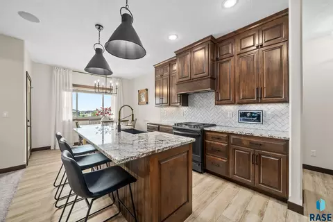 6723 E 45th St, Sioux Falls, SD 57110 photo 6
